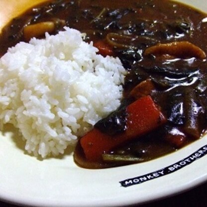 ほうれん草の食感がカレーと合いますね（*^^*）
華やかなカレーができて嬉しい。
おいしかったです♡